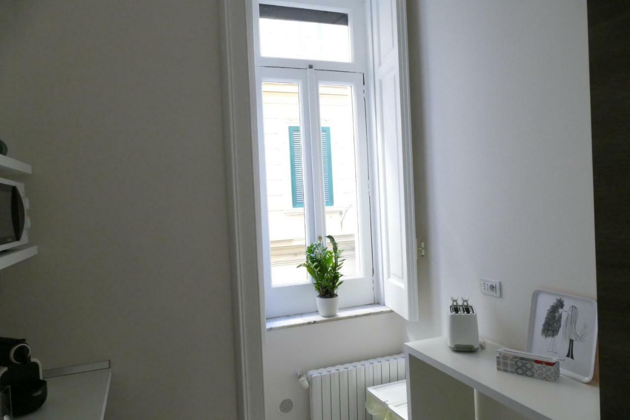Luxury Manfredi Apartment Salerno Eksteriør billede