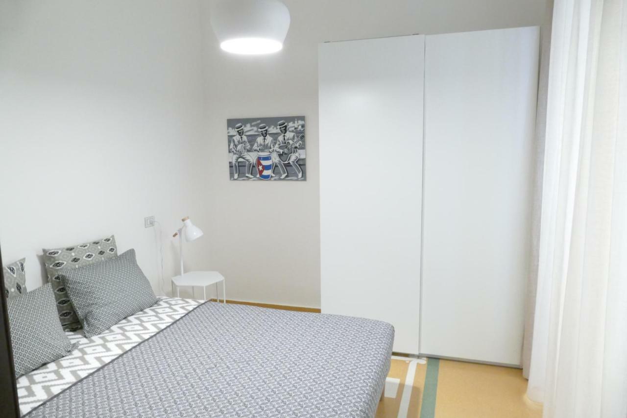 Luxury Manfredi Apartment Salerno Eksteriør billede